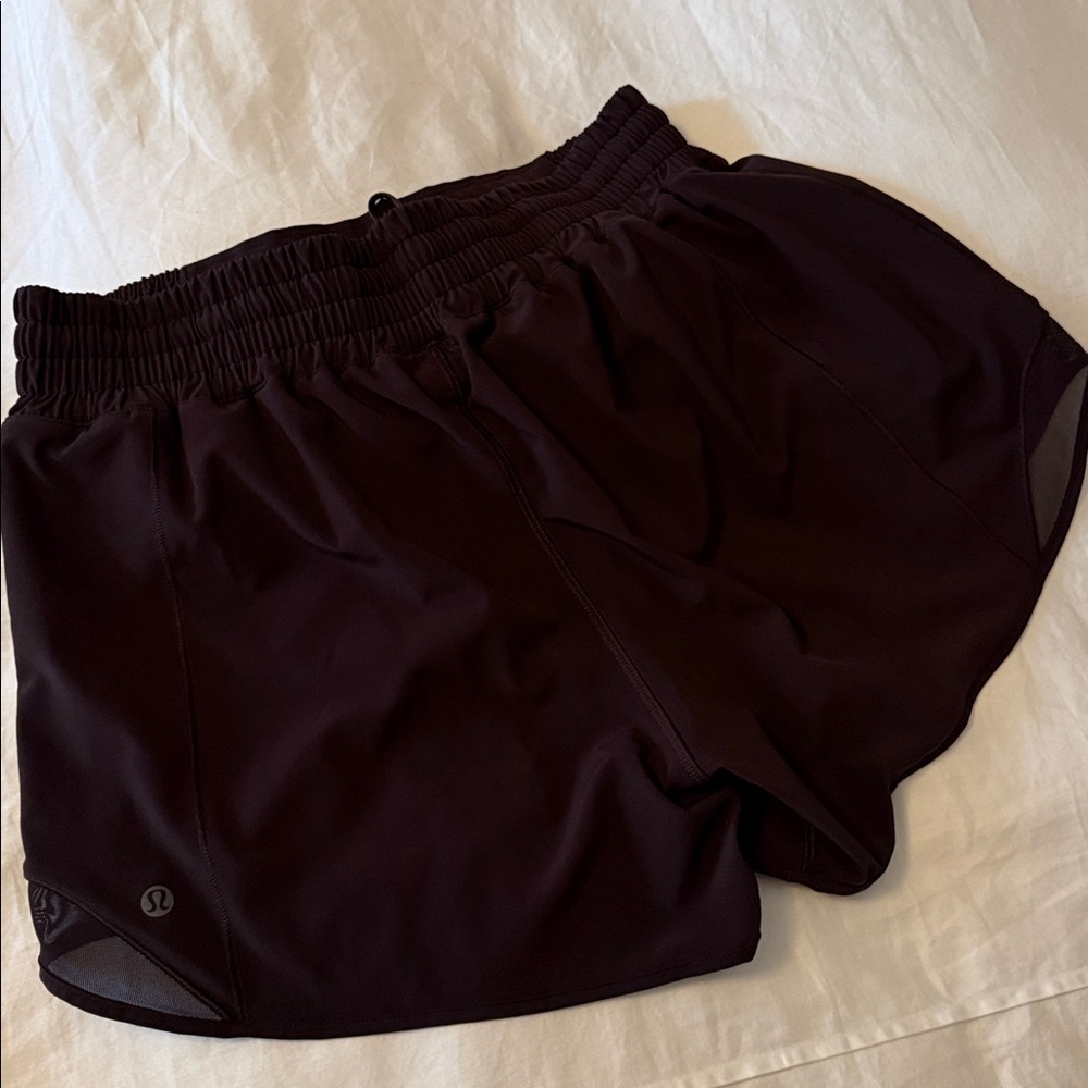lululemon athletica Hotty Hot High-Rise Lined Short 4" Black